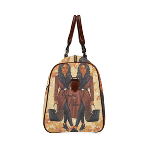 Gemini Vibes Wavy Bob and Fur Collar Waterproof Travel Bag/Small (Model 1639)